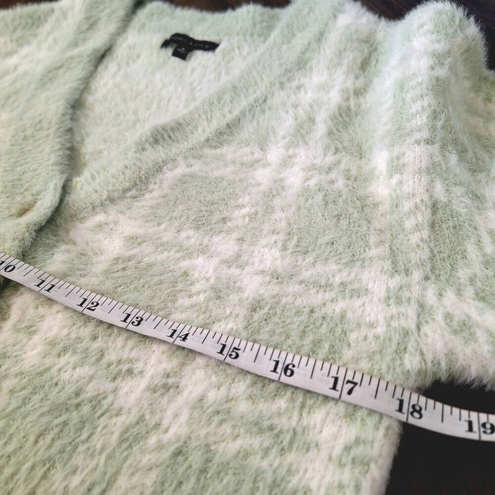 💙 Kendall & Kylie Fluffy Thick Cropped Stretch Cardigan Sweater Size S/M Preppy - Picture 5 of 8